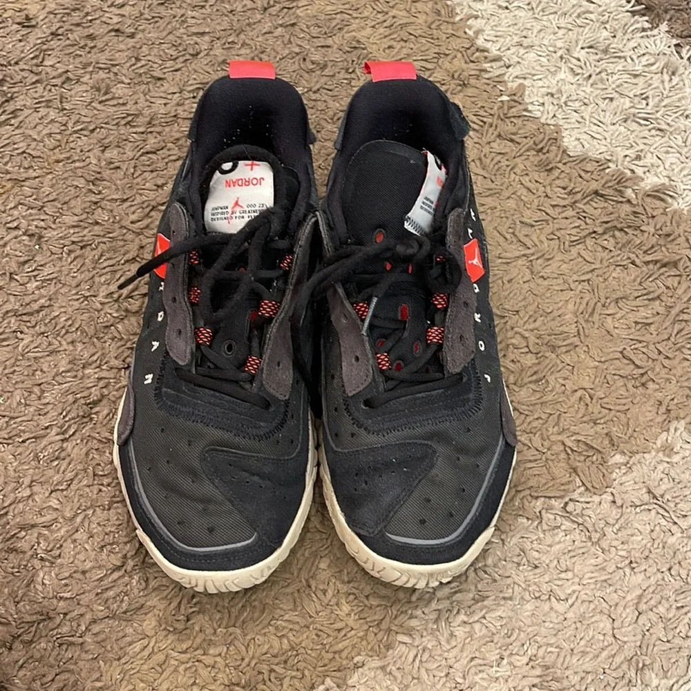 Jordan Delta 2 size 9